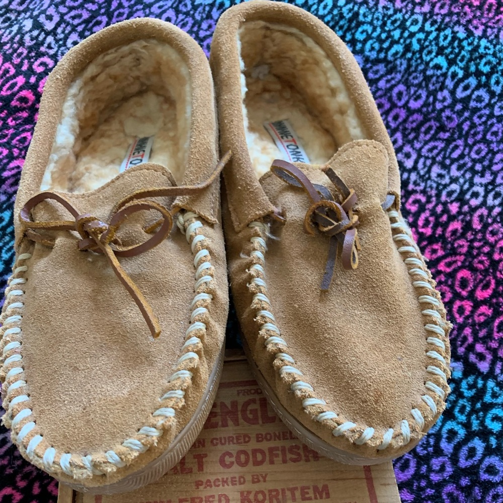 Minnetonka shearling lined slippers!